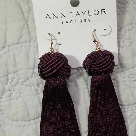 Ann Taylor Jewelry - 🦋3/$30🦋Ann Taylor Tassle Knot Drop Earrings